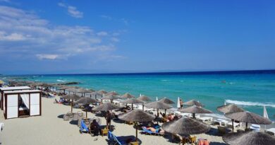 Greqia me të ardhura rekord nga sezoni turistik